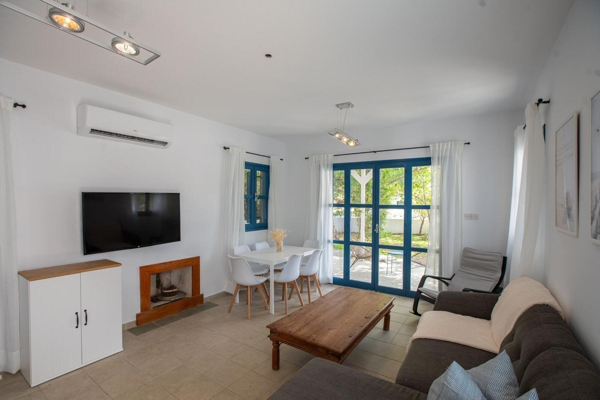 Obraz Phaedrus Living Sky Blue Residence 4*