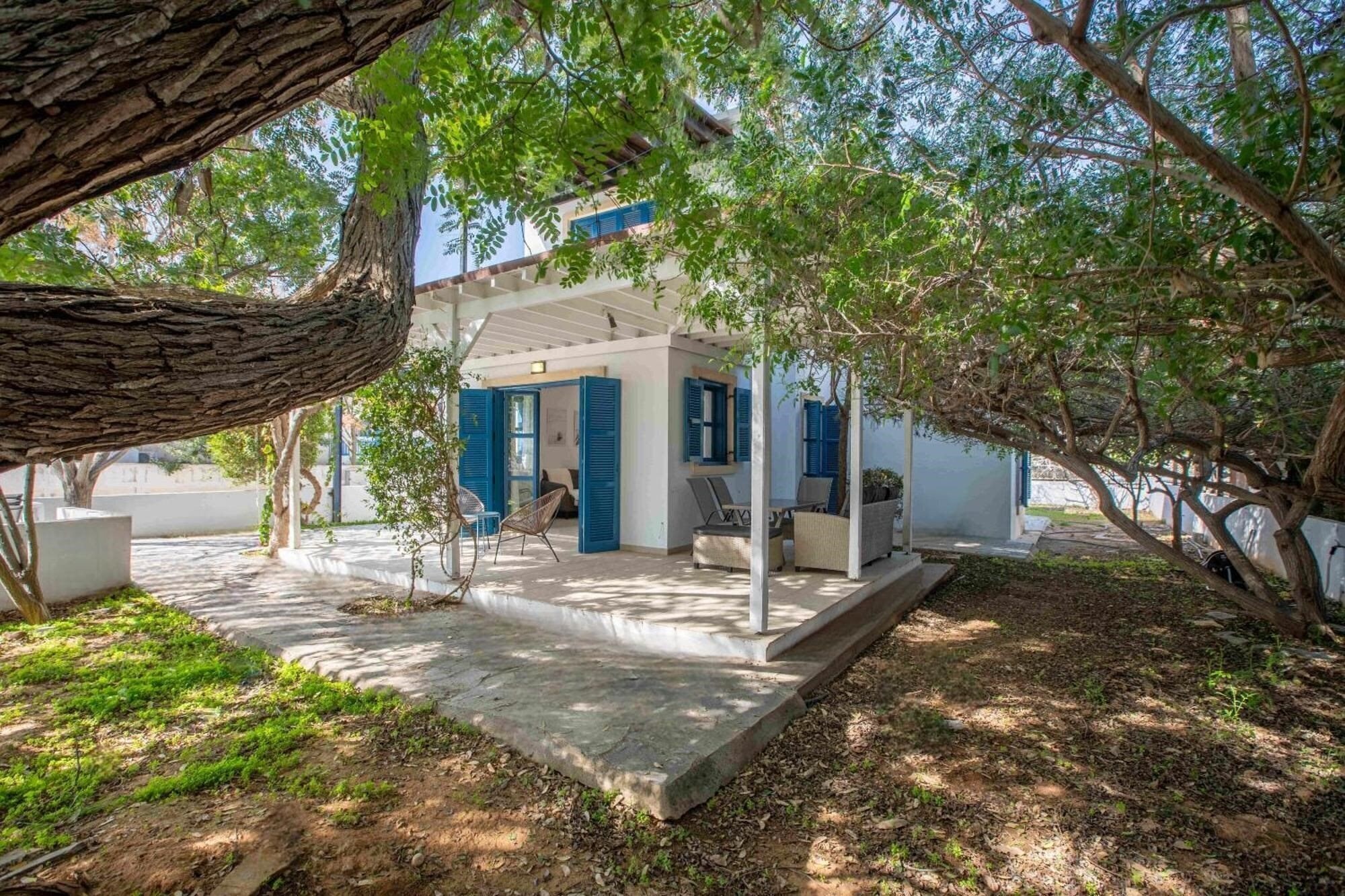 Hotel Phaedrus Living Sky Blue Residence 4*