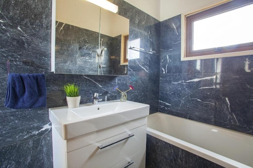 Фотографія Villa Euphoria 4*