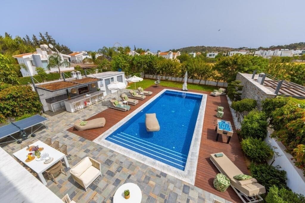 Готель Green Heaven Villa 3 2*