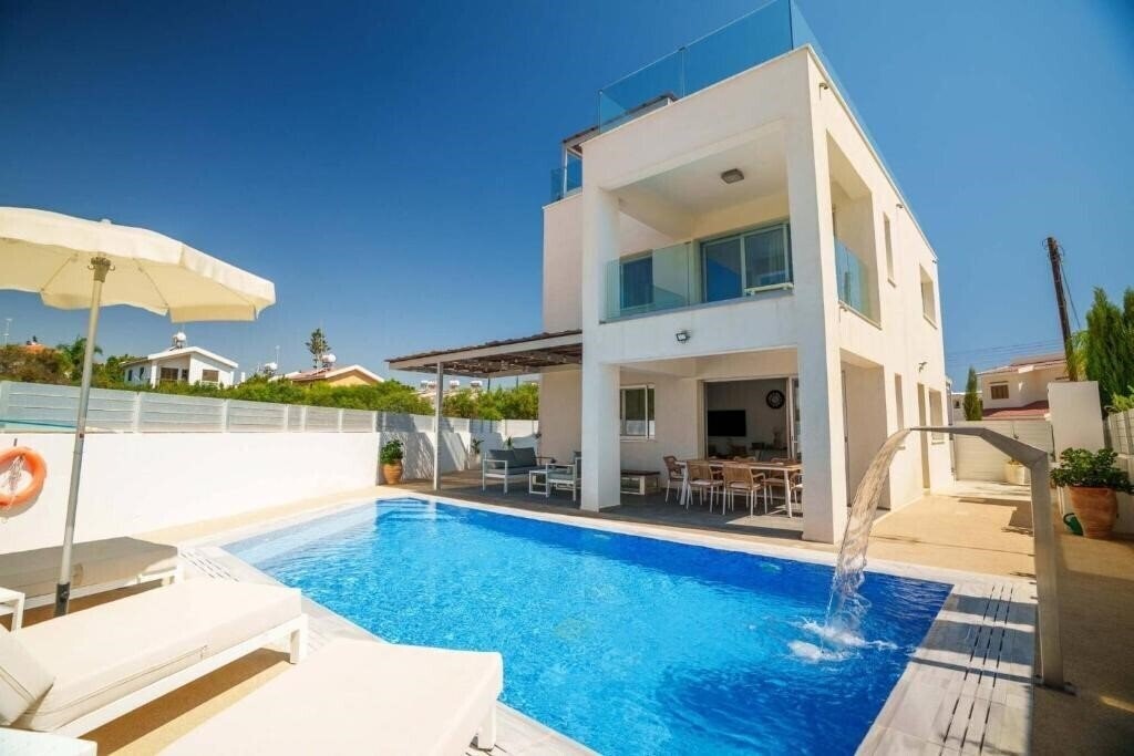 Готель Geo Panoramic Villa Konnos - Pool, Game Room, Gym 2*