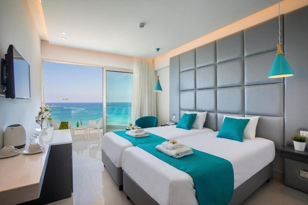 Obraz Silver Sands Beach Hotel 3*