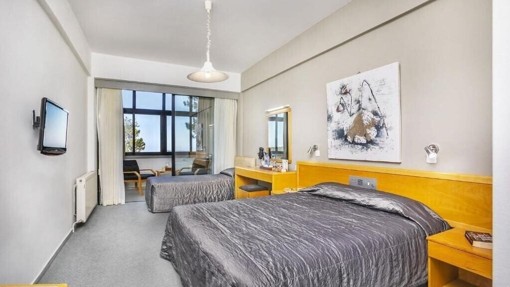 Фотографія Troodos Hotel 3*