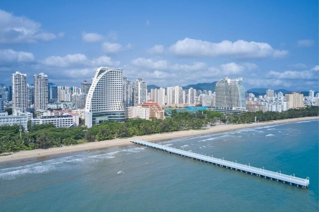 Готель Four Points By Sheraton Sanya 5*