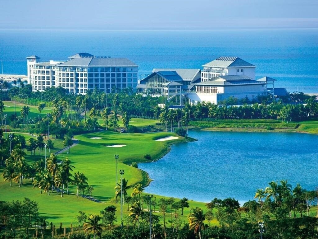 Hotel Mingshen Golf & Bay Resort Sanya 5*