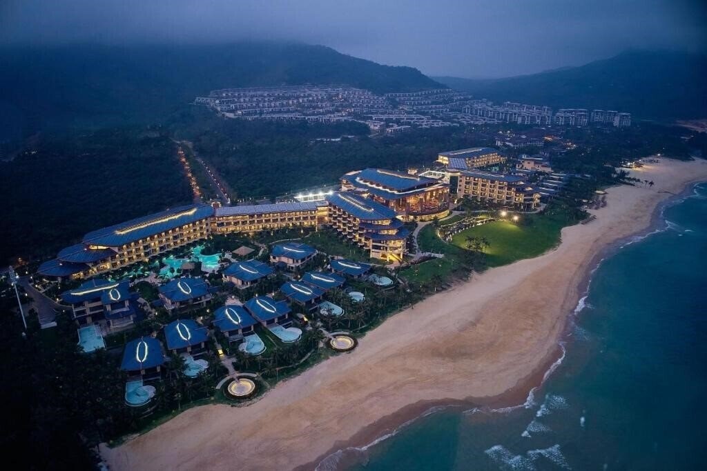 Hotel The Westin Shimei Bay Resort 5*