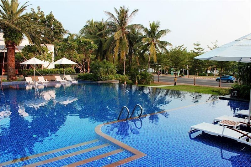 Zdjęcie Jinghai Hotel & Resort 5*