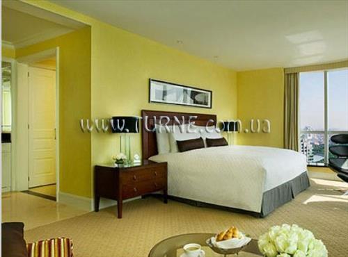 Hotel Crowne Plaza Century Park 4*