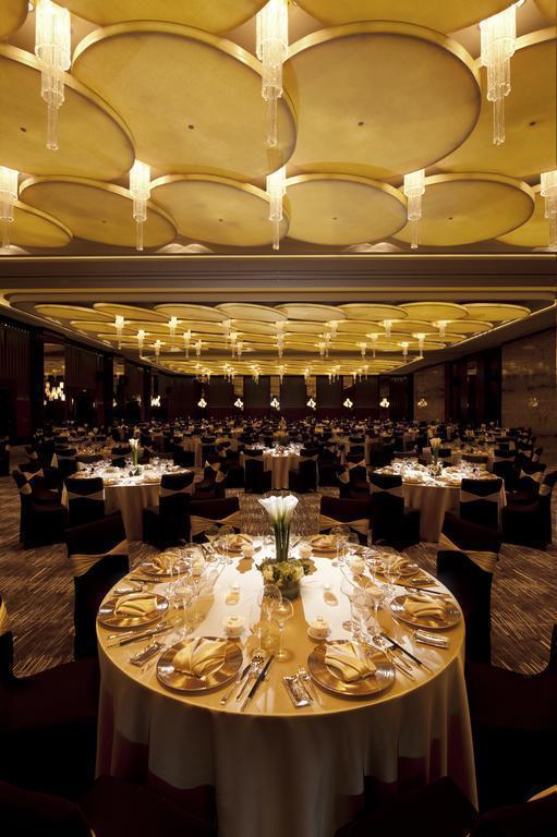 Zdjęcie Hilton Shanghai Hongqiao 5*