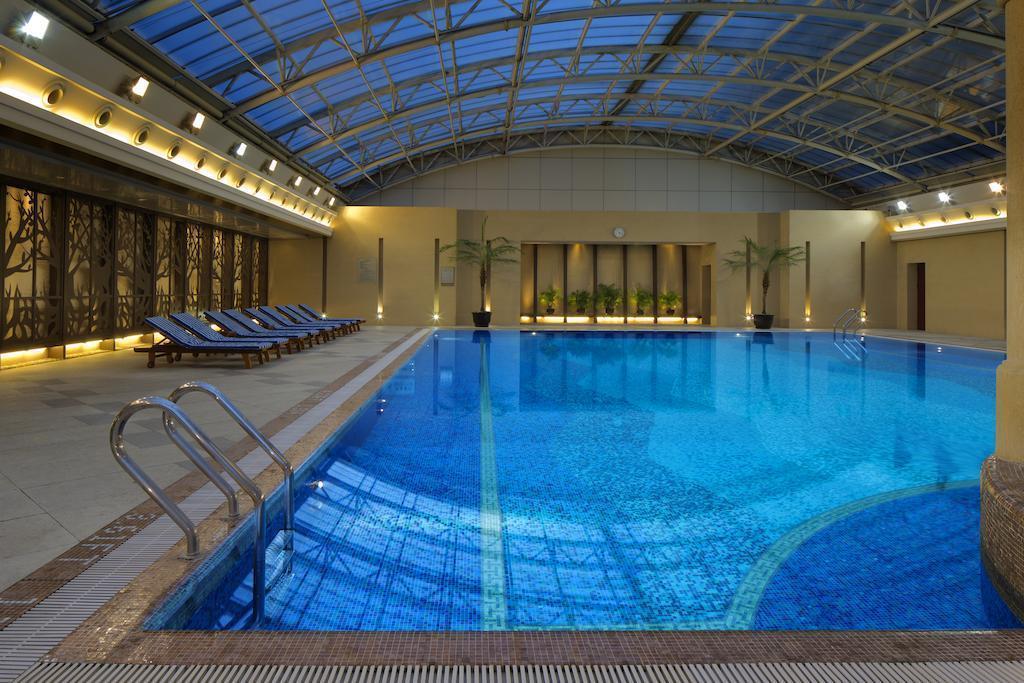 Zdjęcie Radisson Blu Hotel Shanghai New World 5*