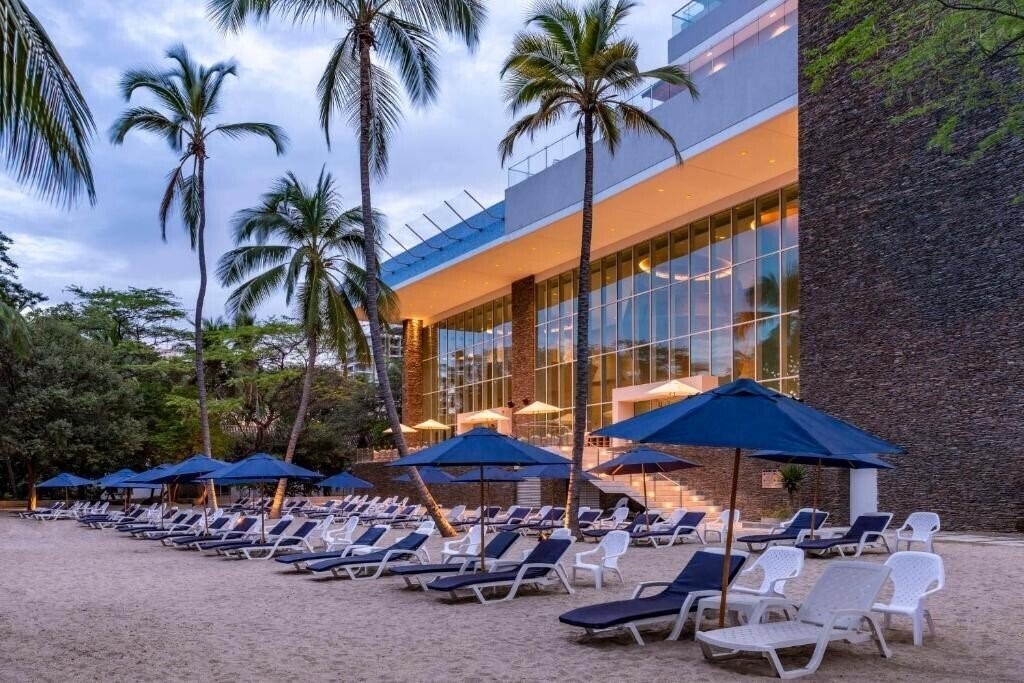 Zdjęcie Hilton Santa Marta 5*