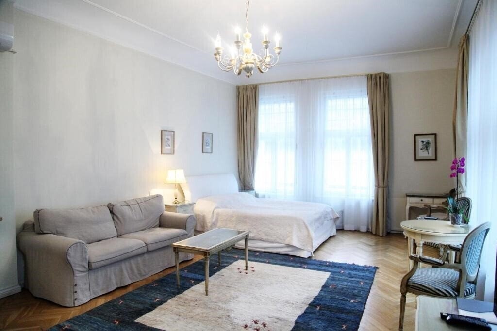 Готель Apartments Laipu 1*