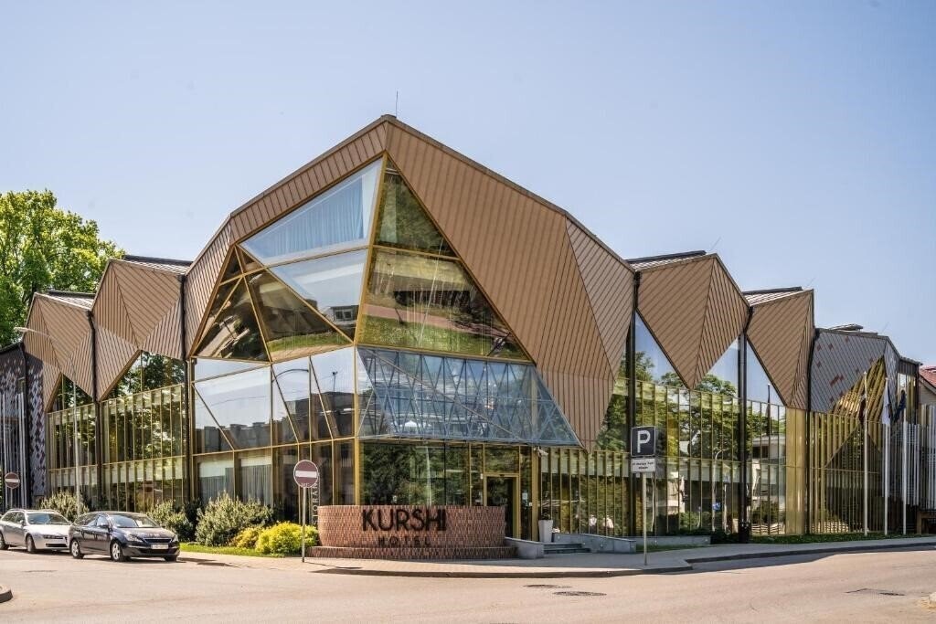 Hotel Kurshi Hotel & Spa 4*