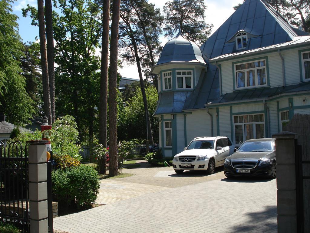 Готель Parus Hotel 3*