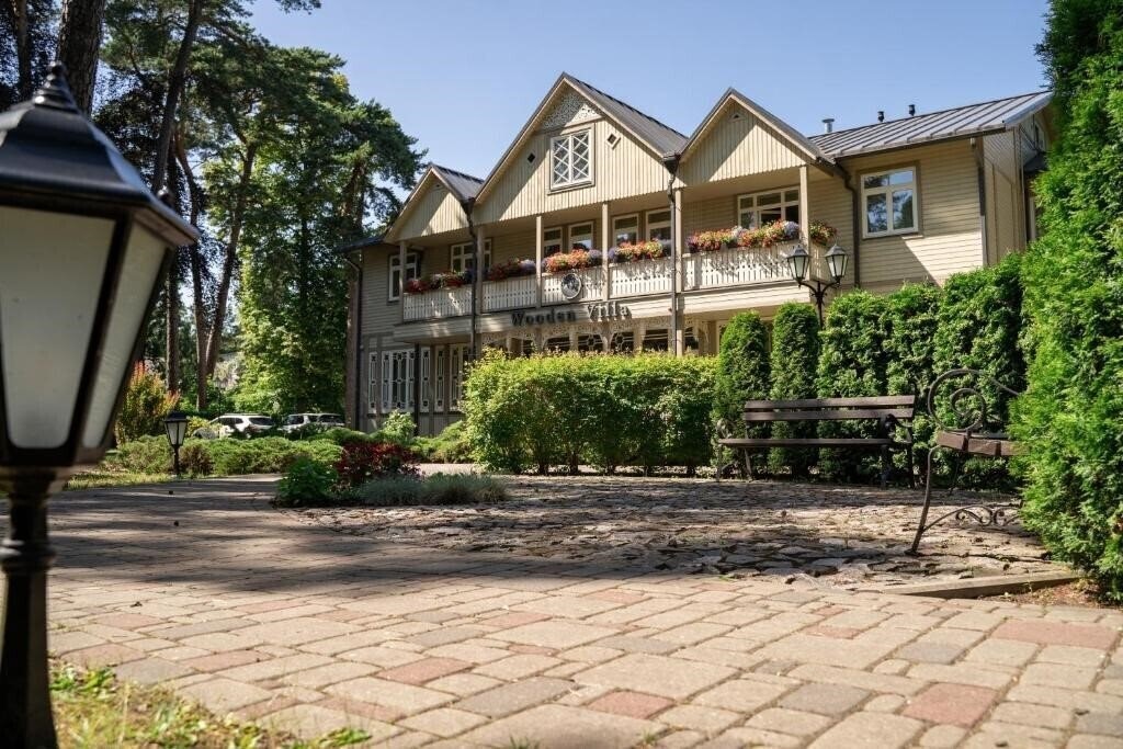 Zdjęcie Wooden Villa Aparthotel 5*