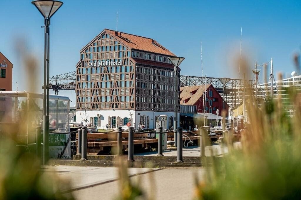 Zdjęcie Old Mill Hotel 3*