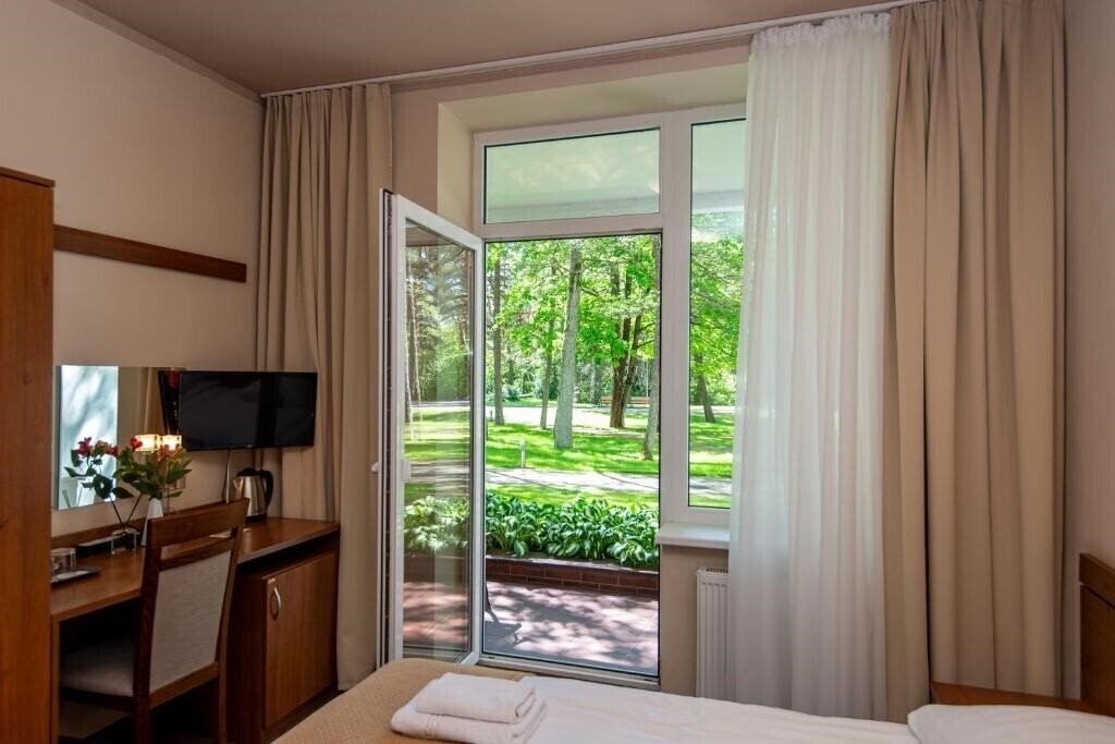 Hotel Palangos Zuvedra 3*