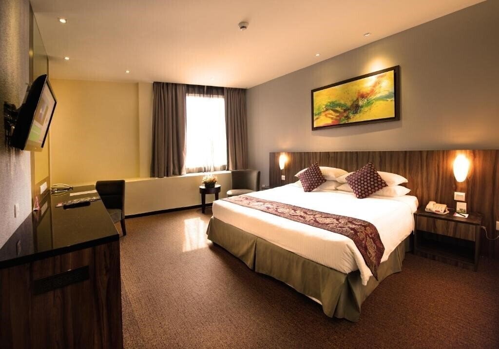 Отель Royal Kuala Lumpur 4*