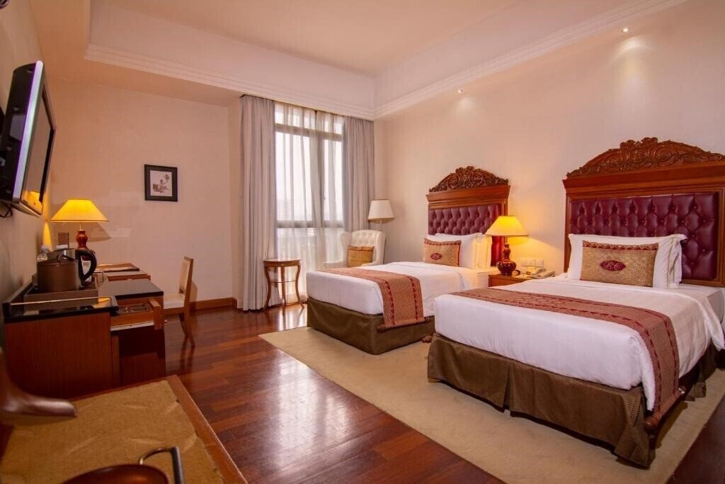 Zdjęcia The Royale Chulan 5*