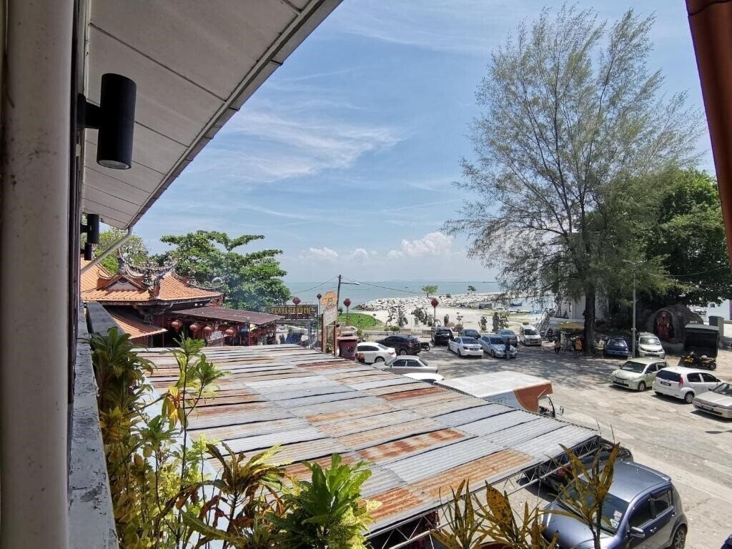 Готель 8 Boutique By The Sea 2*