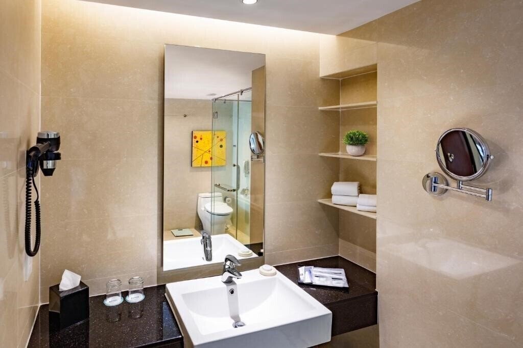 Фотографія Eastin Hotel Penang 4*