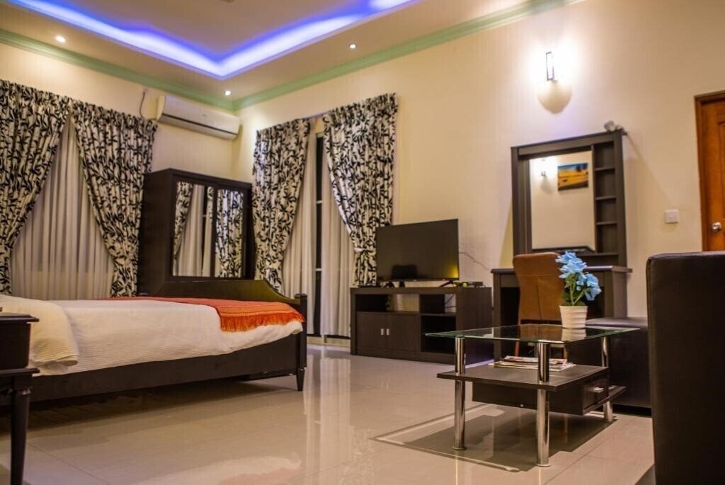 Zdjęcia Charming Holiday Lodge Guest House 4*