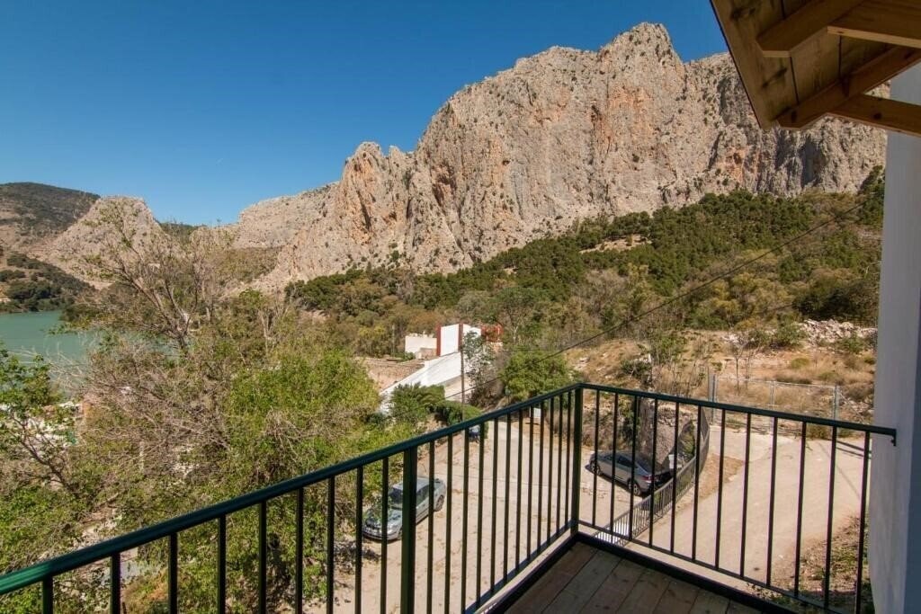 Zdjęcie Drift Retreats & Cruises 3*