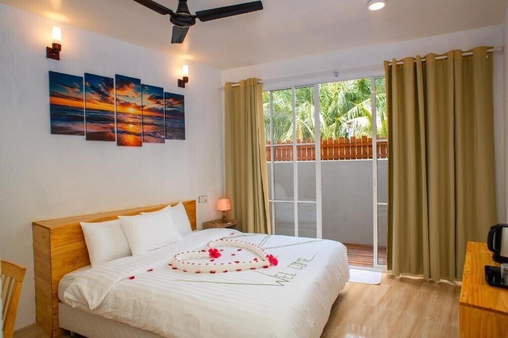 Hotel Finolhu Inn Dhigurah Guest House гостиный двор
