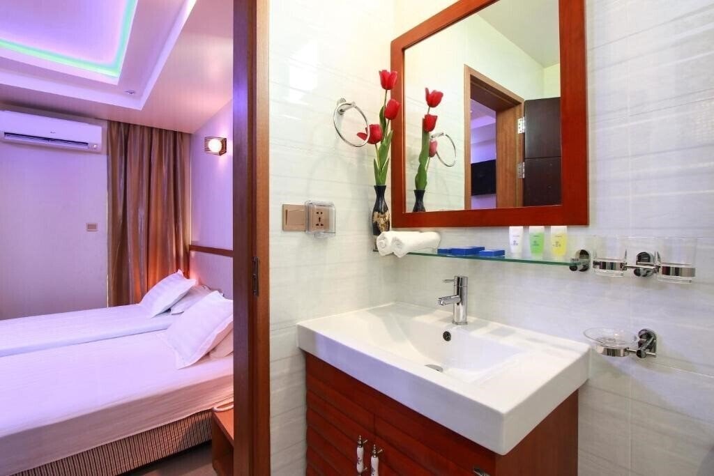 Zdjęcie Season Holidays Hulhumale Guest House гостиный двор