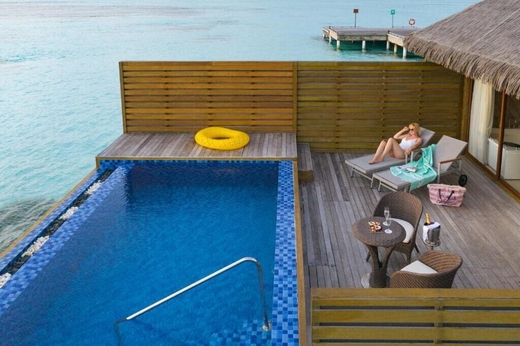 Картинка Cocoon Maldives 5*