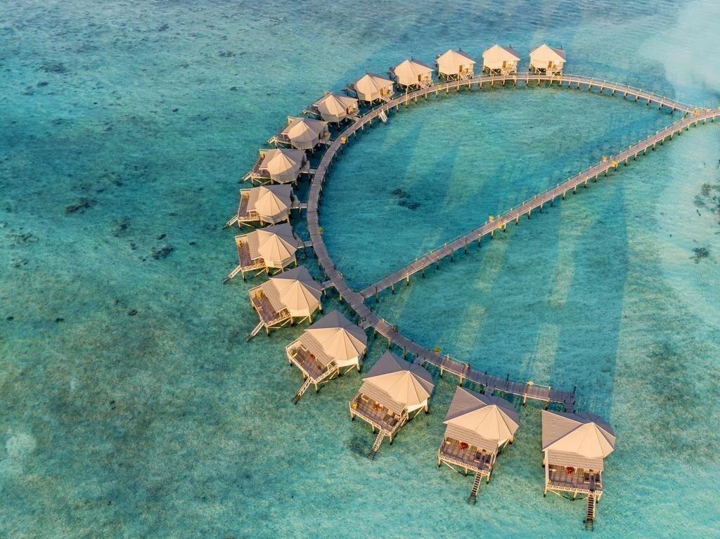 Hotel Komandoo Island Resort & SPA 4*
