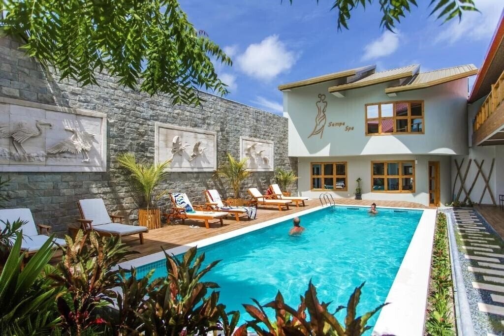 Отель Kaani Village 3*