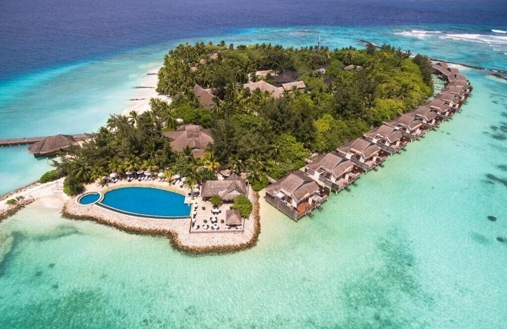 Hotel Taj Coral Reef 4*