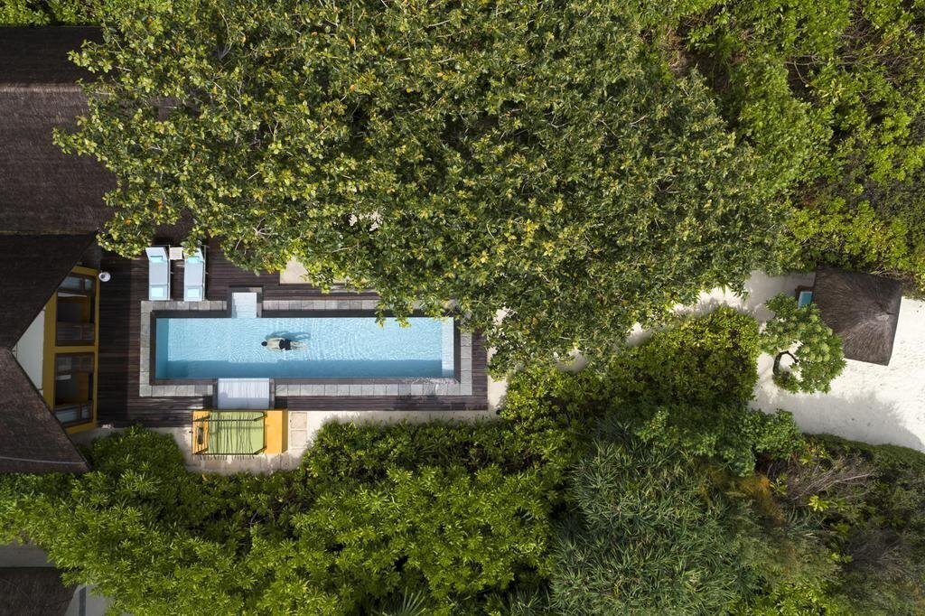 Obraz Four Seasons Explorer 5*