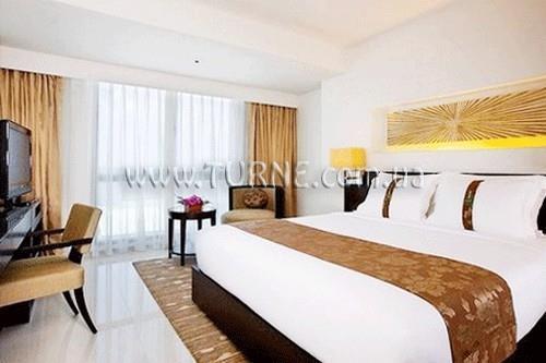 Готель Traders Hotel Male 4*