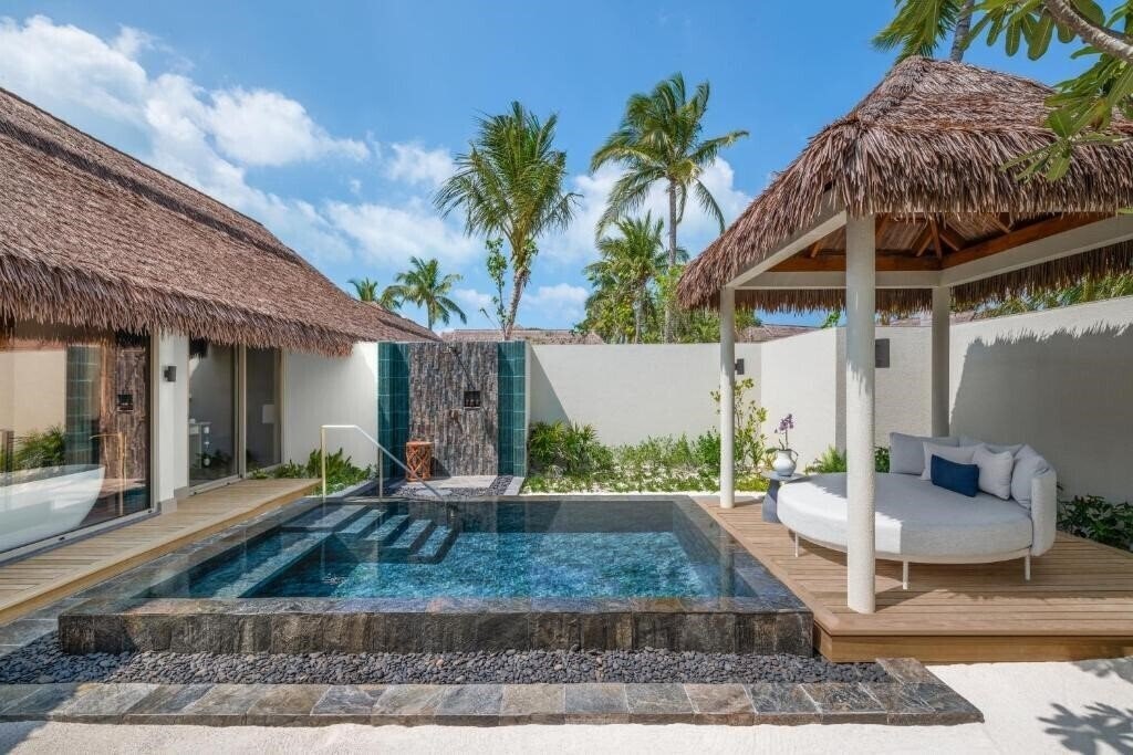 Готель Jw Marriott Kaafu Atoll Island Resort 5*