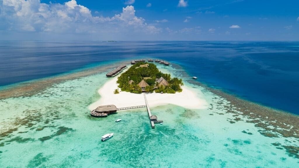Hotel Mirihi Island Resort 5*
