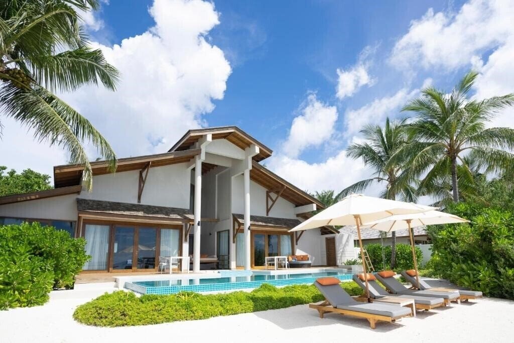 Зображення Emerald Faarufushi Resort & SPA 5*