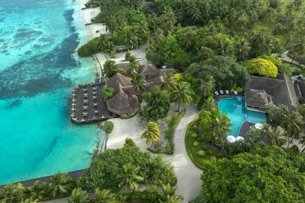Готель Adaaran Prestige Ocean Villas Hundhuran Fushi 4*