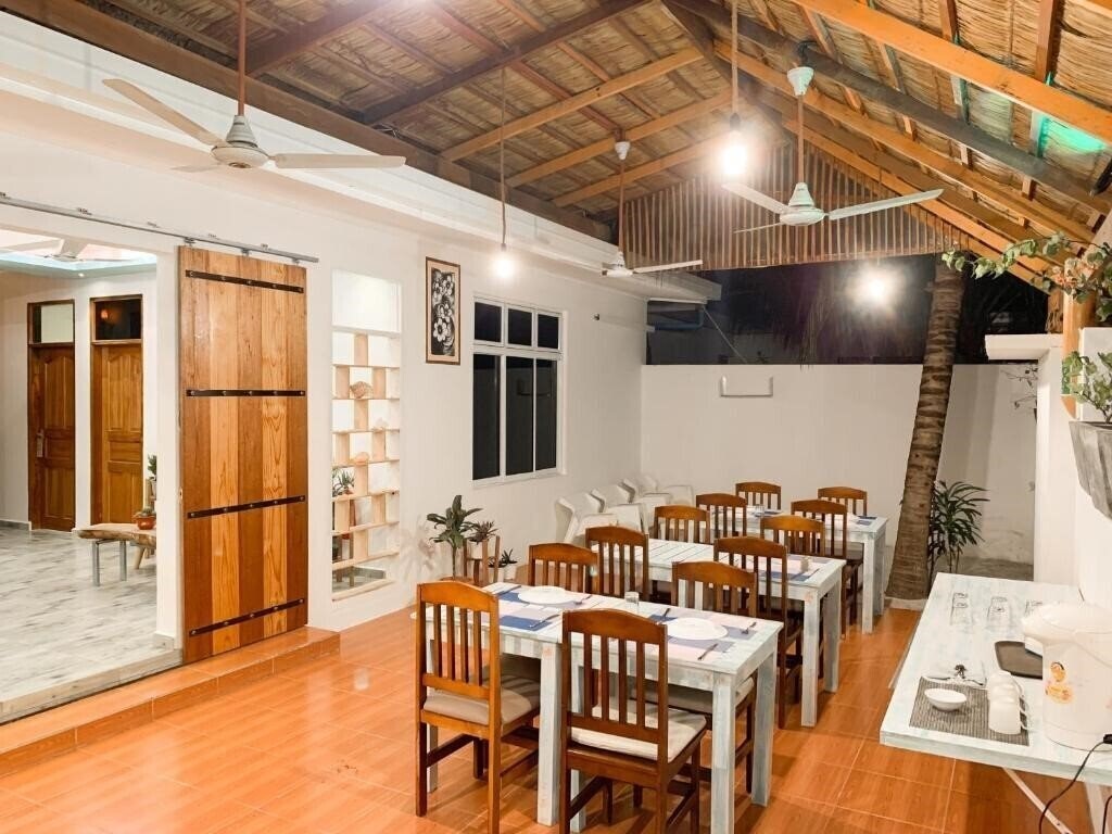 Zdjęcie Fins Dive And Leisure Hotel Guest House гостиный двор