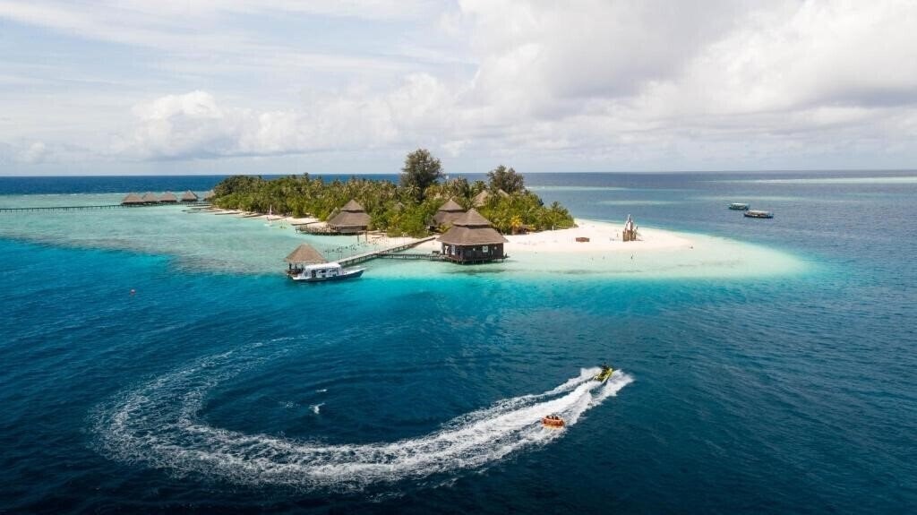 Hotel Adaran Club Ranalhi Split 4*