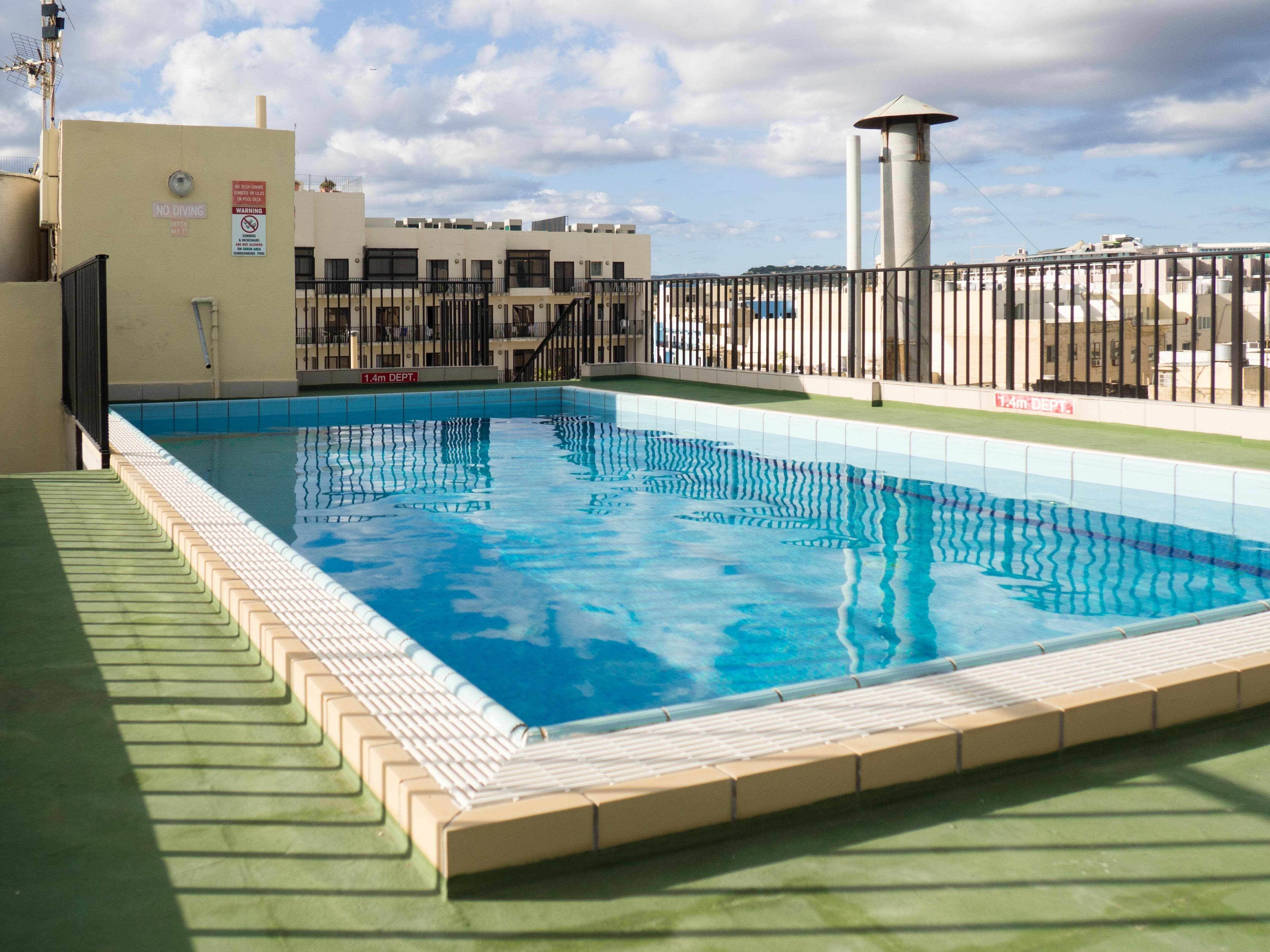 Hotel Huli Hotel & Apartments 2*