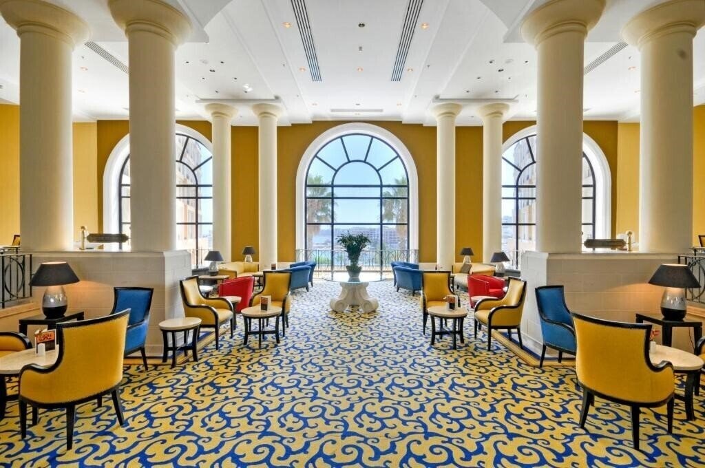 Obraz Corinthia Hotel St George's Bay 5*