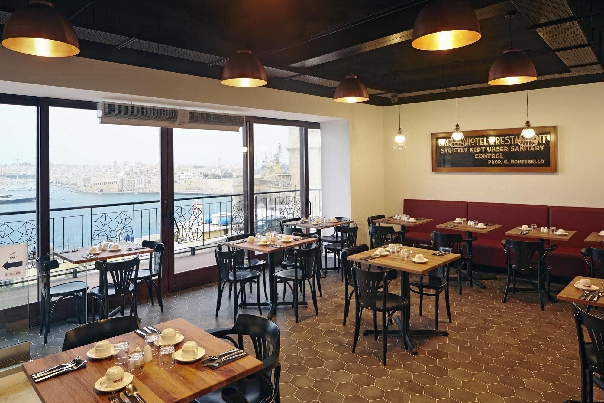 Zdjęcia British Hotel 2*