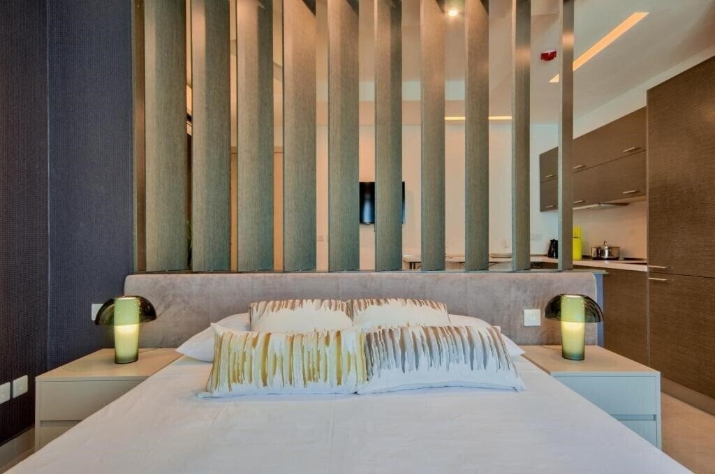 Zdjęcie Jules Suites 1*