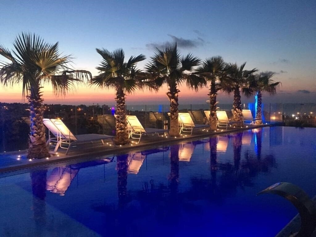 Фото Hugo'S Boutique Hotel 4*
