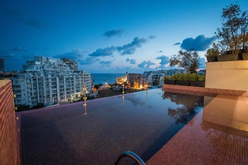 Готель Hotel Holm Boutique & SPA 4*