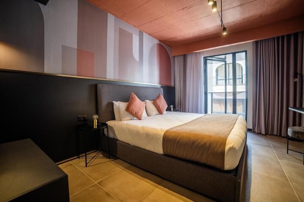 Фотография Eleven By Warren Collection 3*