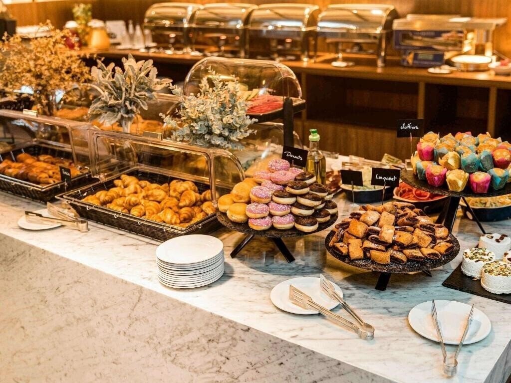 Zdjęcie Mercure St. Julian'S 4*