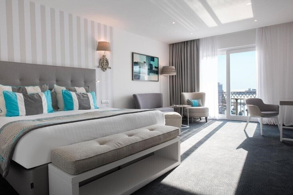 Фото Hotel Juliani 4*